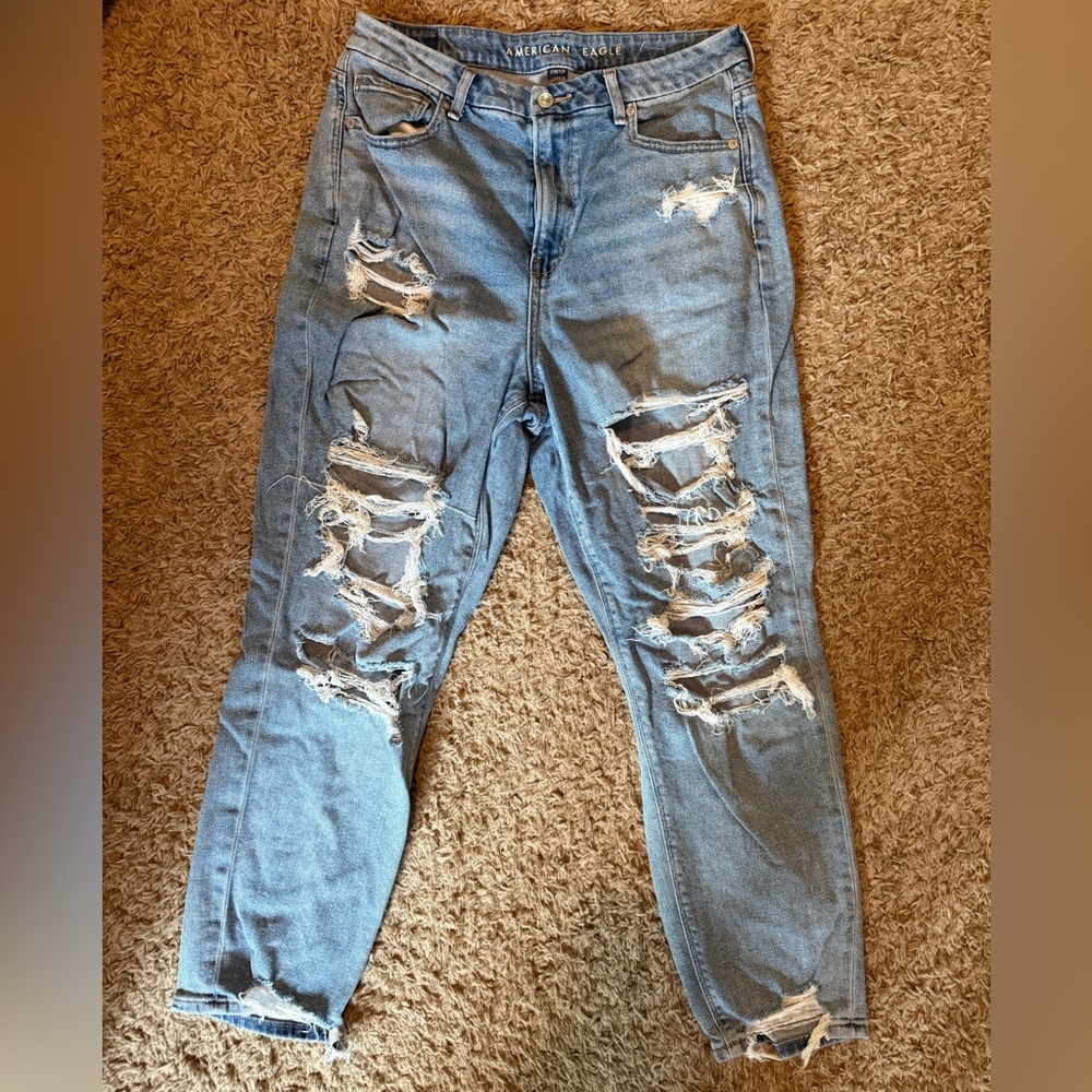 American Eagle Outfitters Distressed Straight Jeans